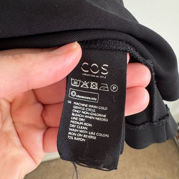 Cos black criss cross back short sleeve oversized top - Picture 5 of 6